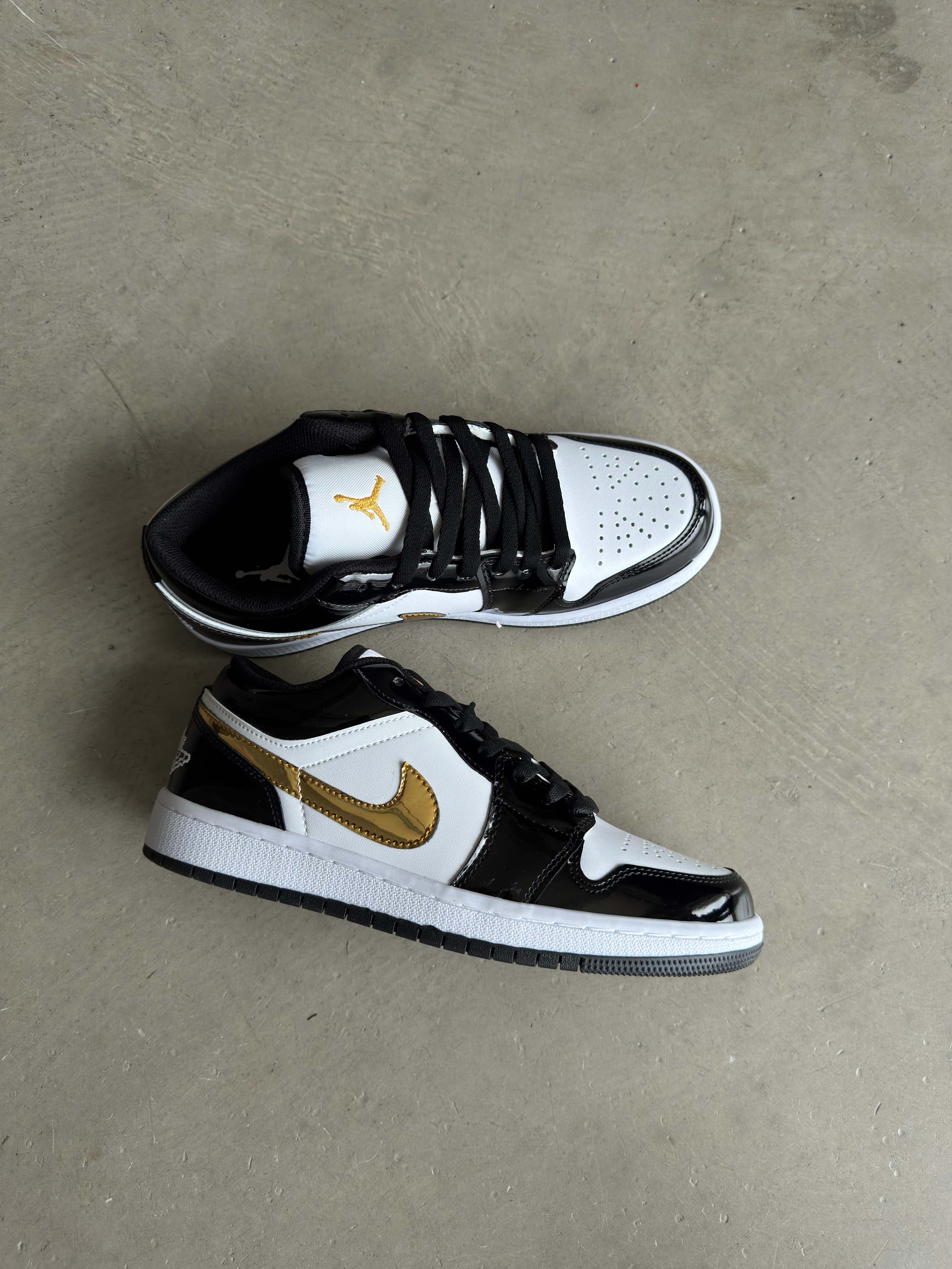 Nike Air jordan siyah gold
