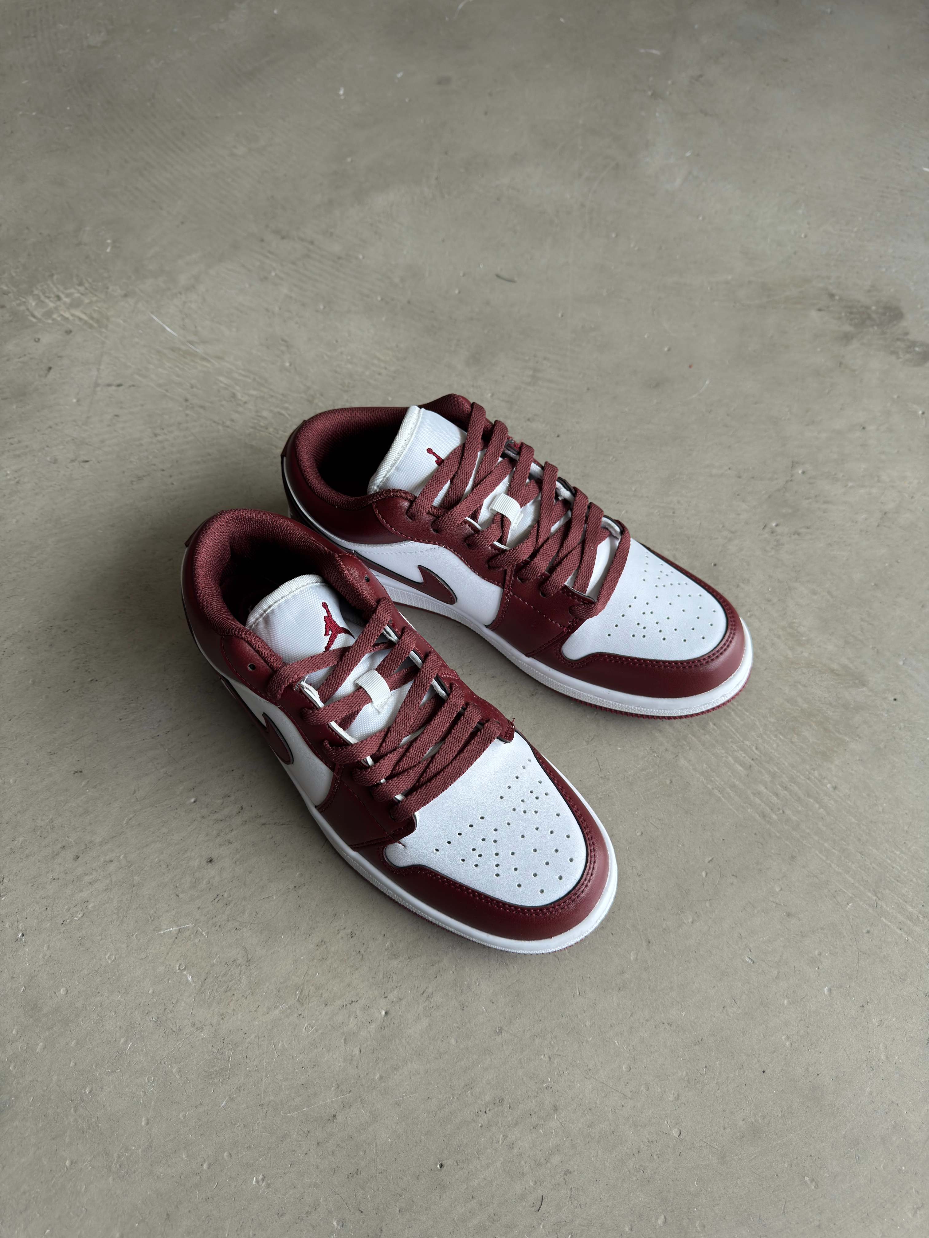 Nike Air Jordan bordo beyaz