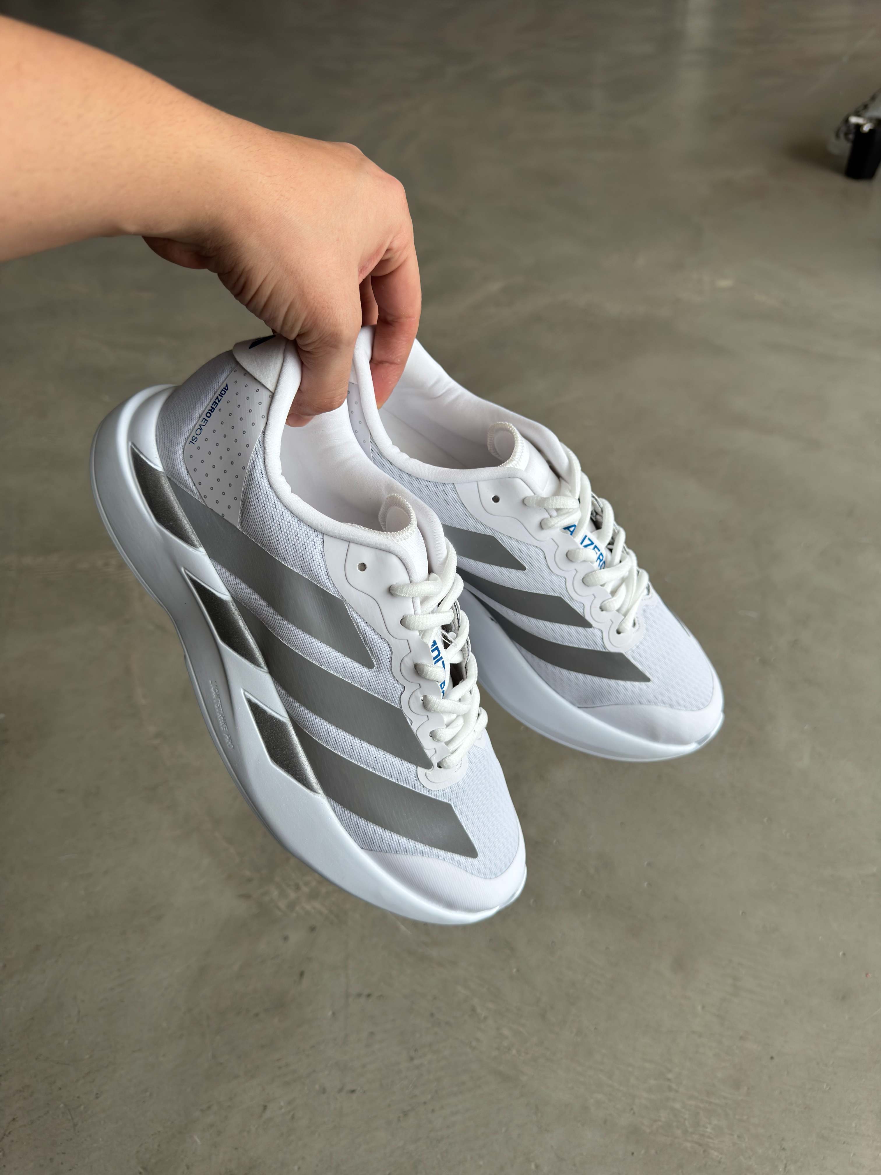 adizero evo sl Beyaz Gümüş