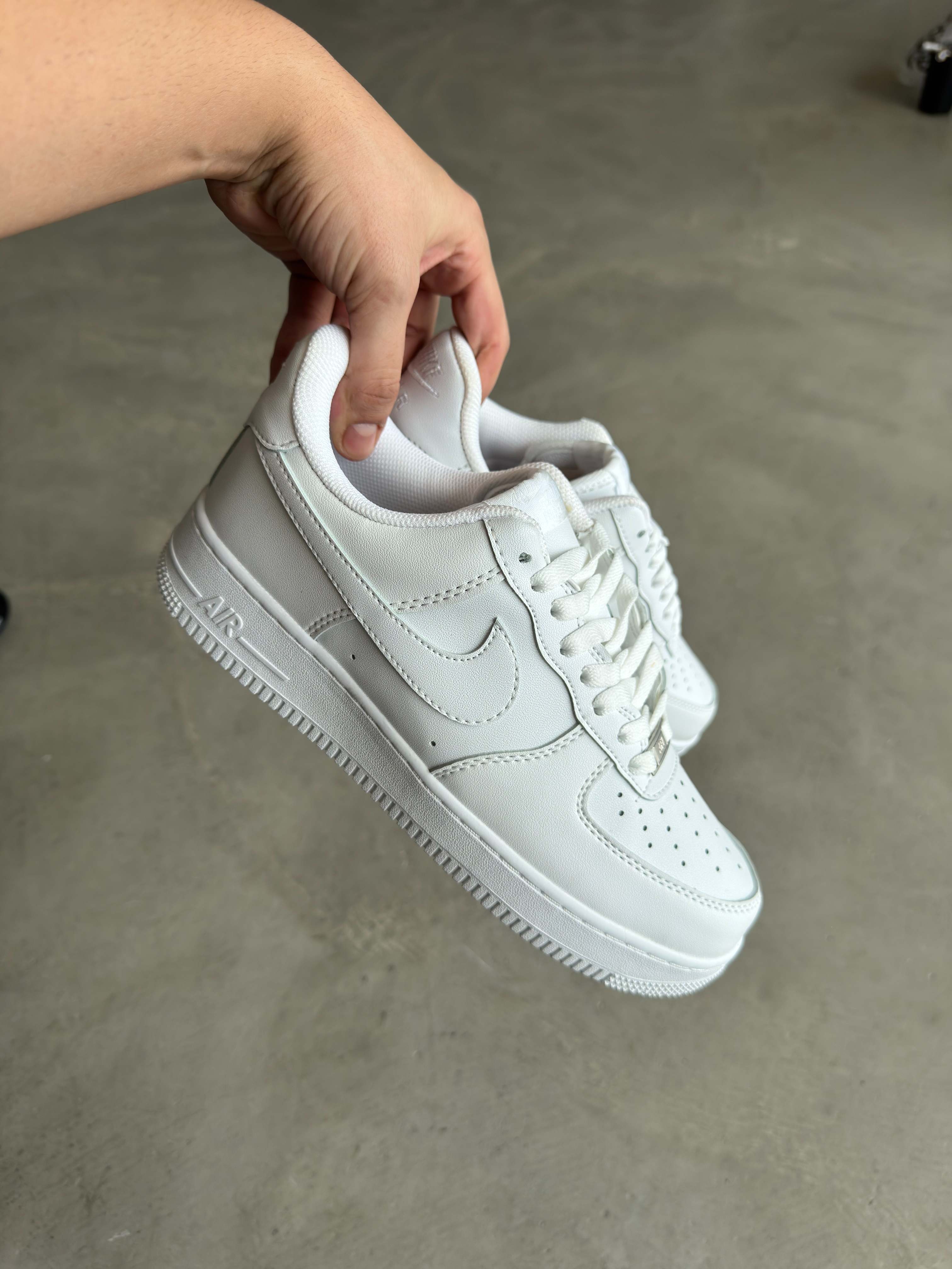 Air Force Beyaz