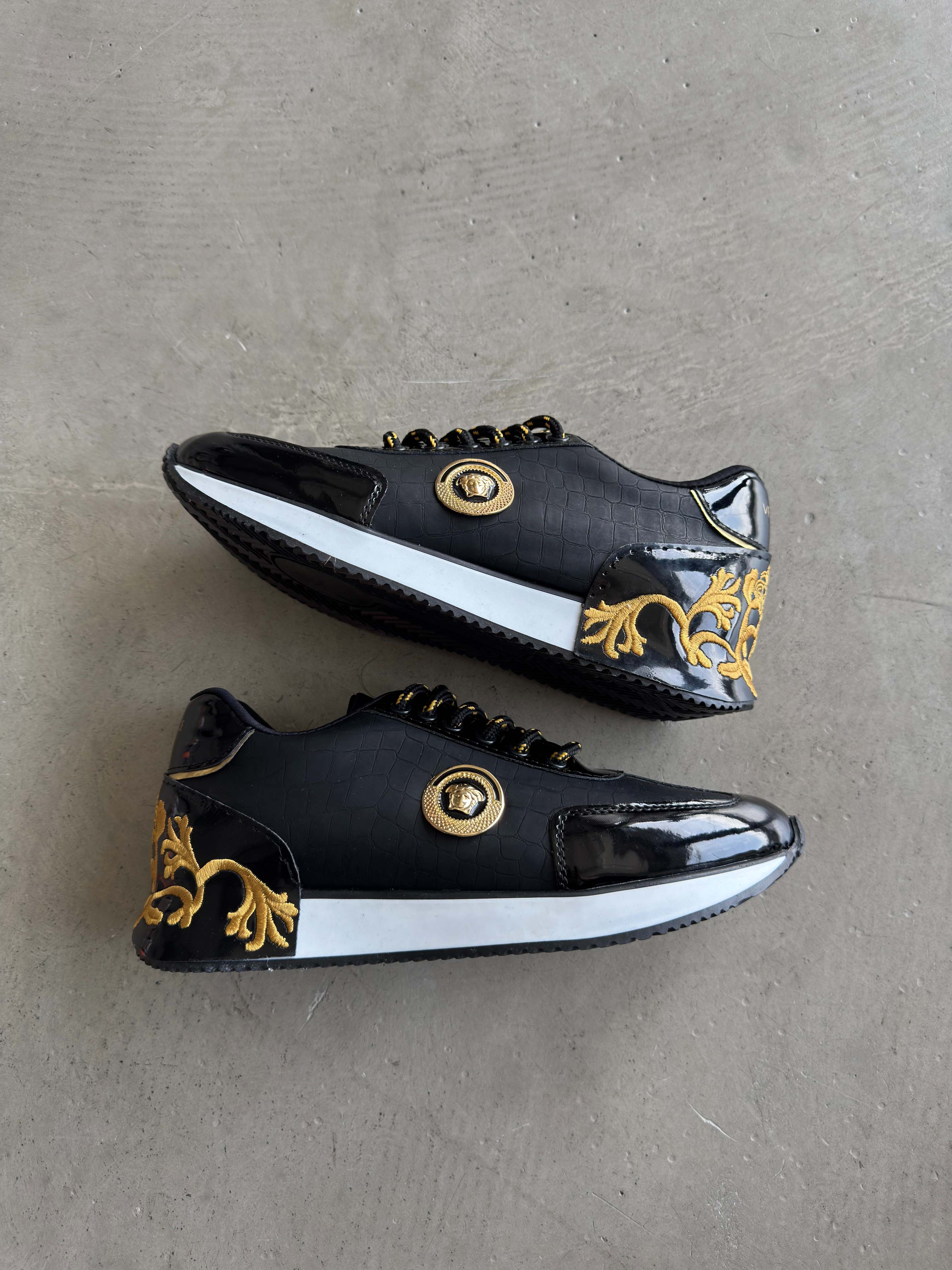 Versace Siyah Gold İşlemeli