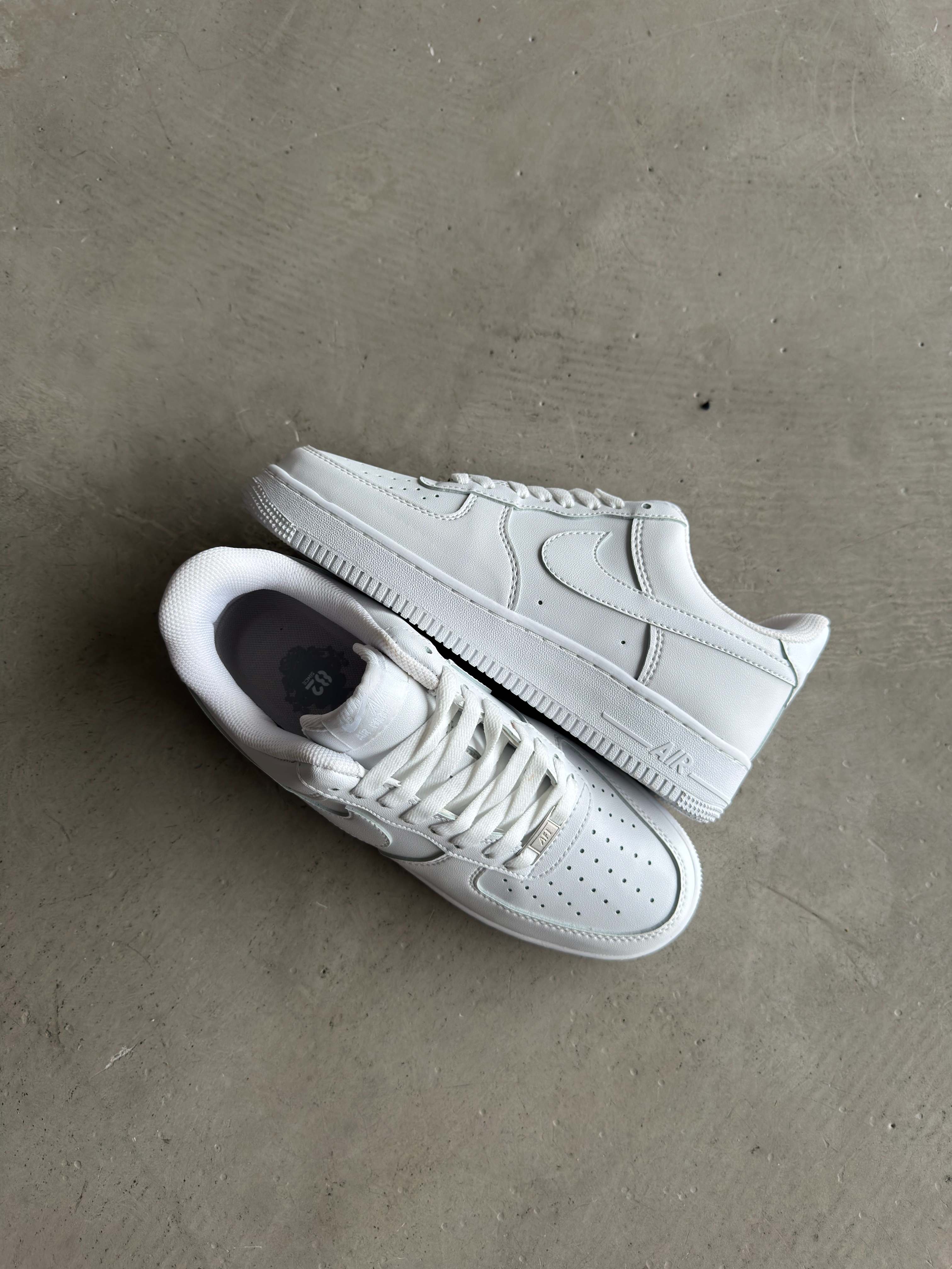 Nike Air Beyaz