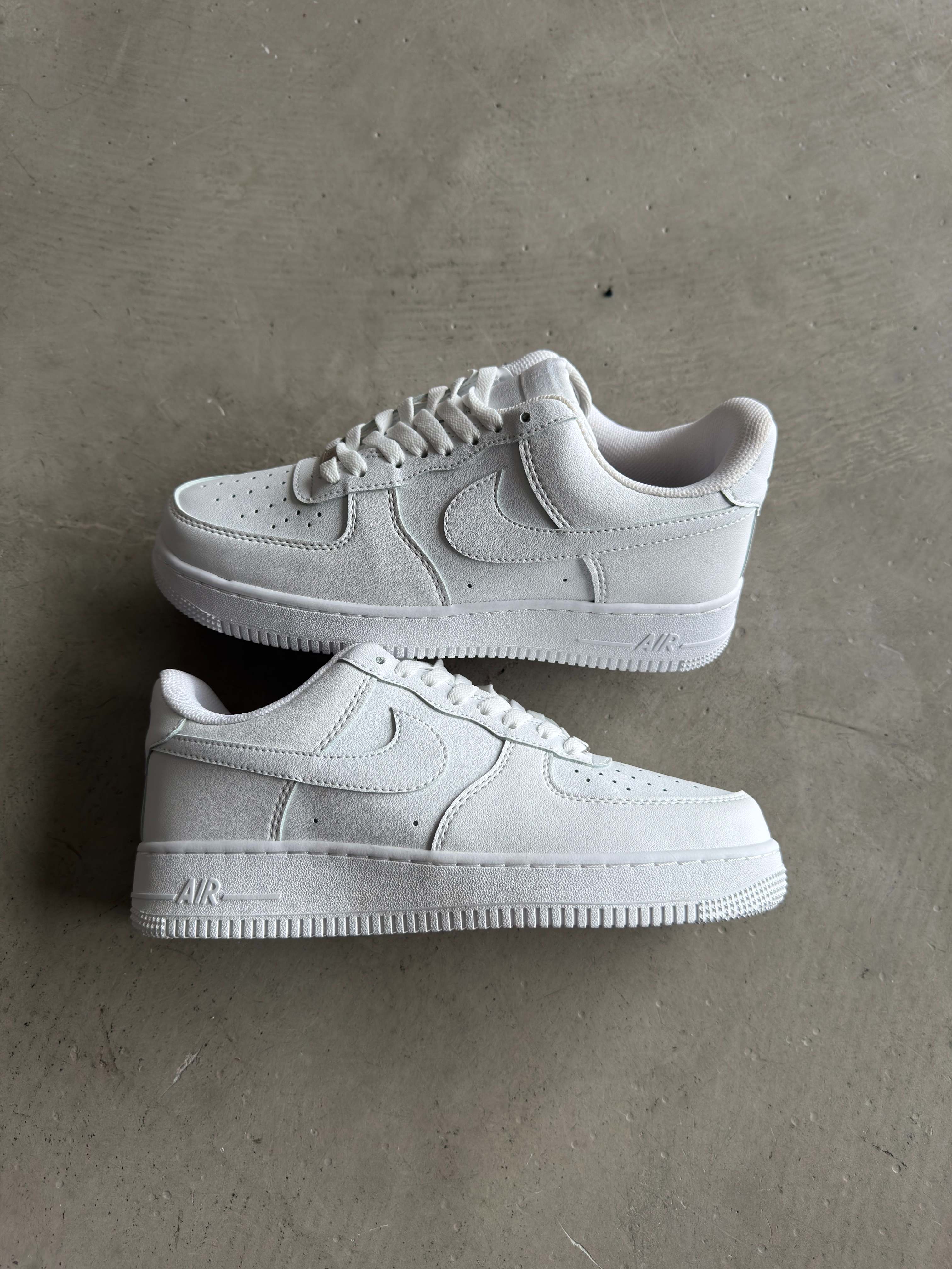 Nike Air Beyaz