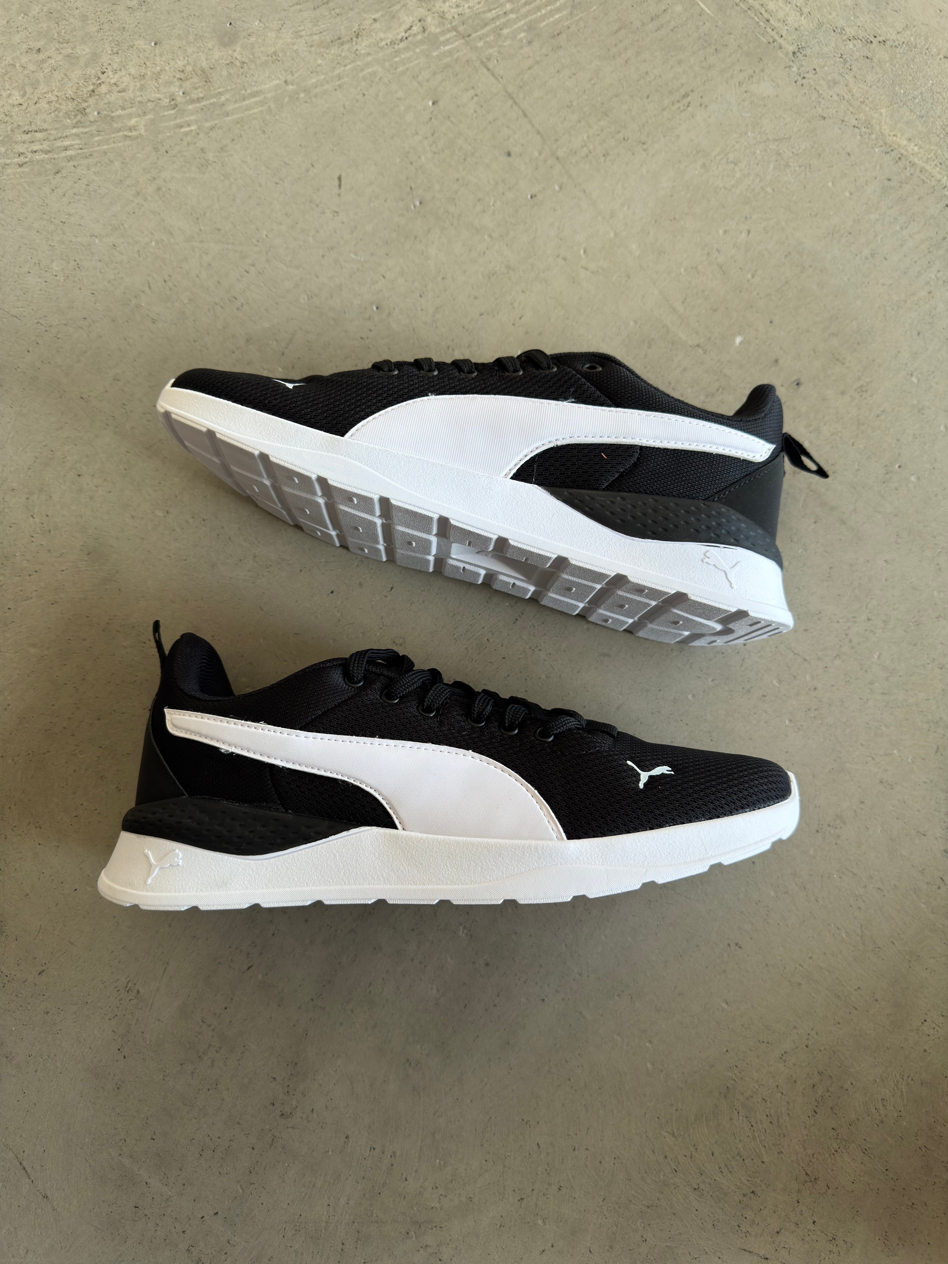 PUMA SİYAH BEYAZ