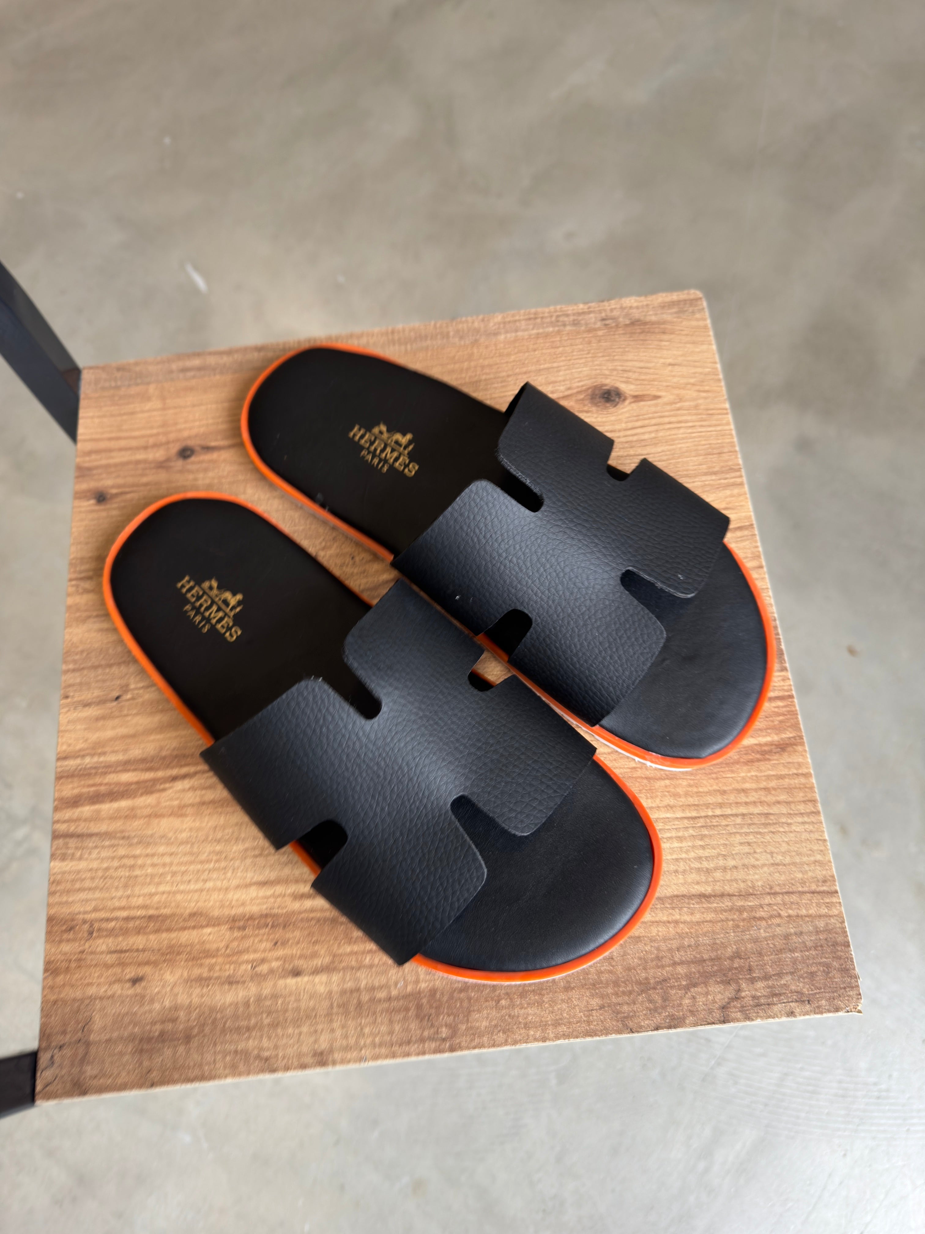 Hermes Siyah Terlik