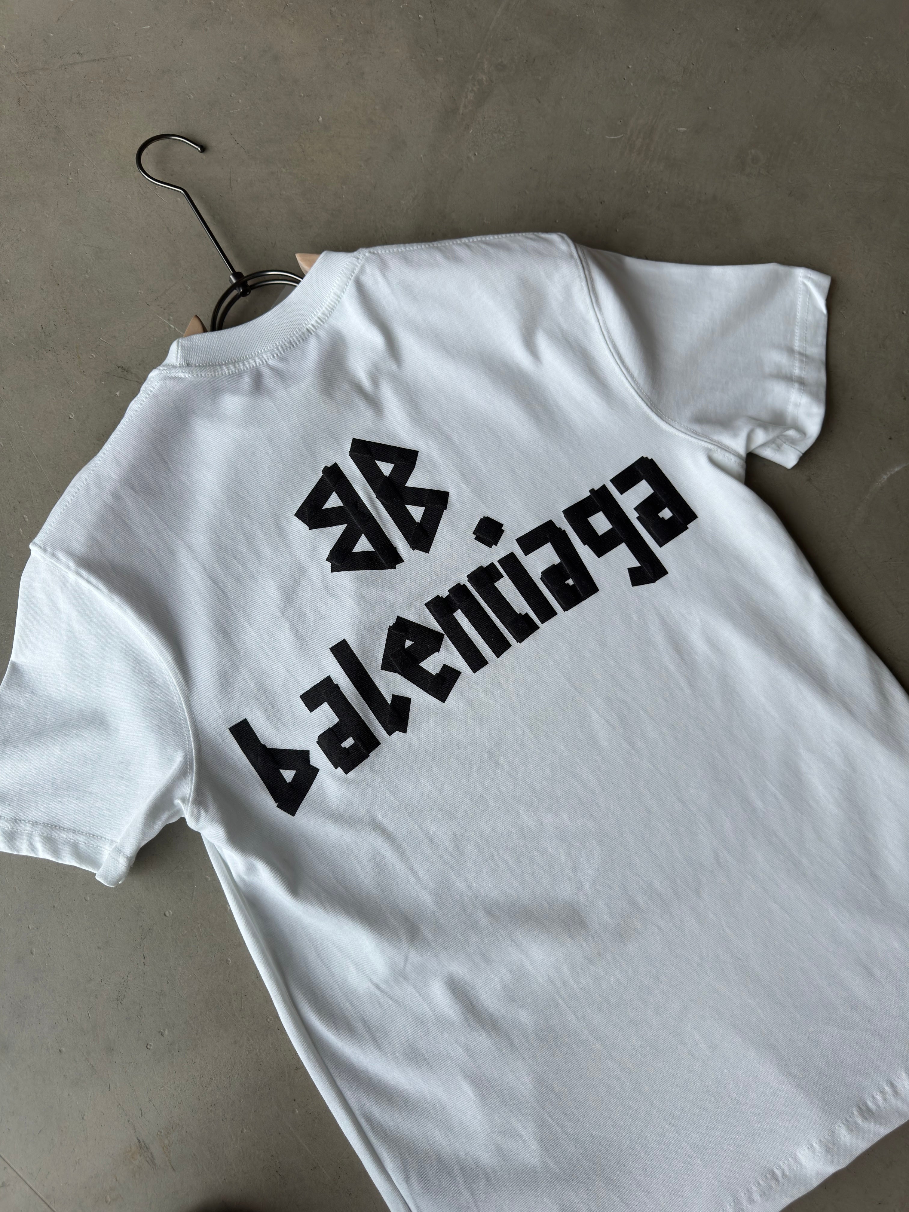 Balenciaga baskı beyaz tshirt (Premium)