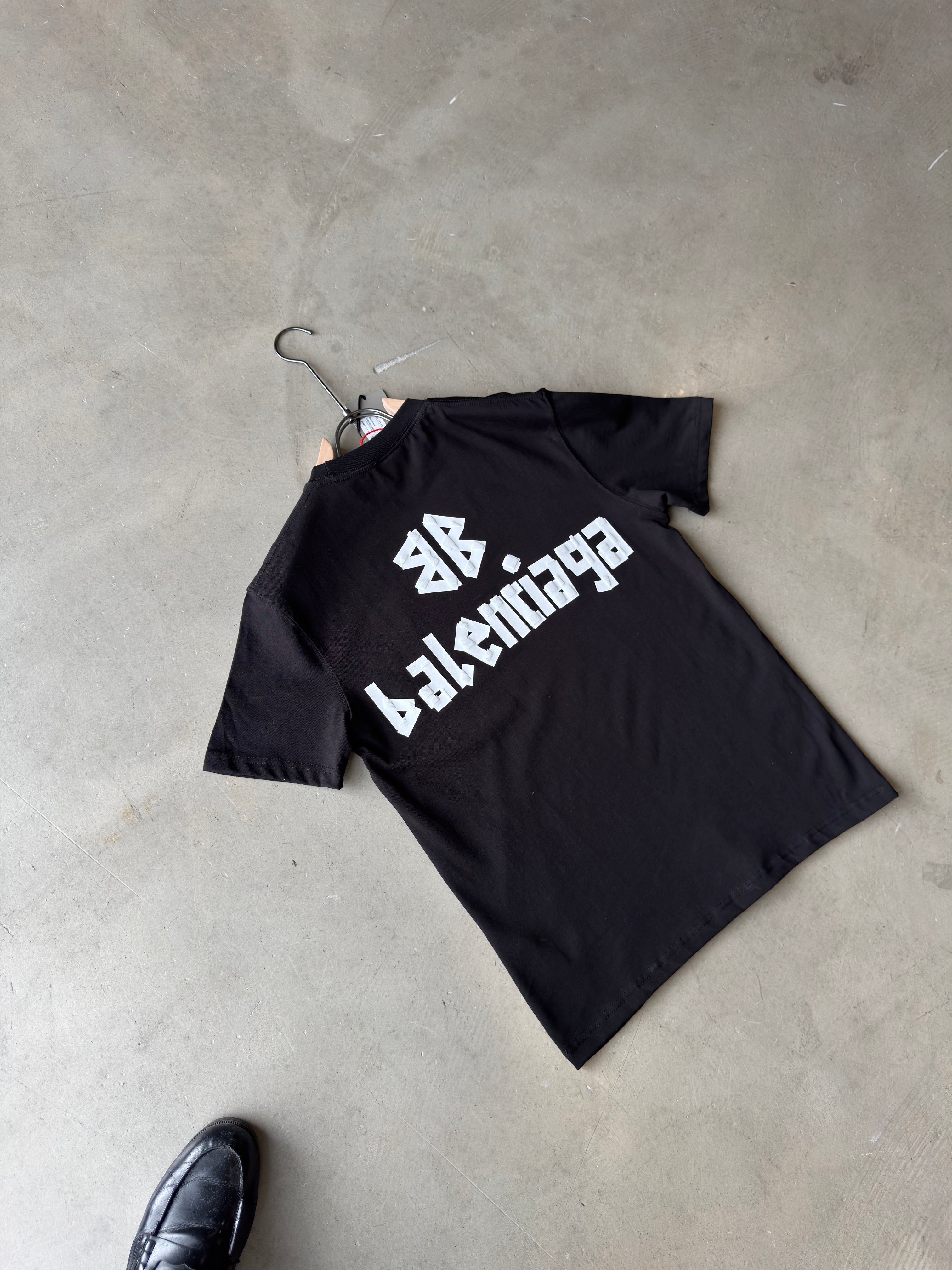 Balenciaga baskı Siyah tshirt (Premium)