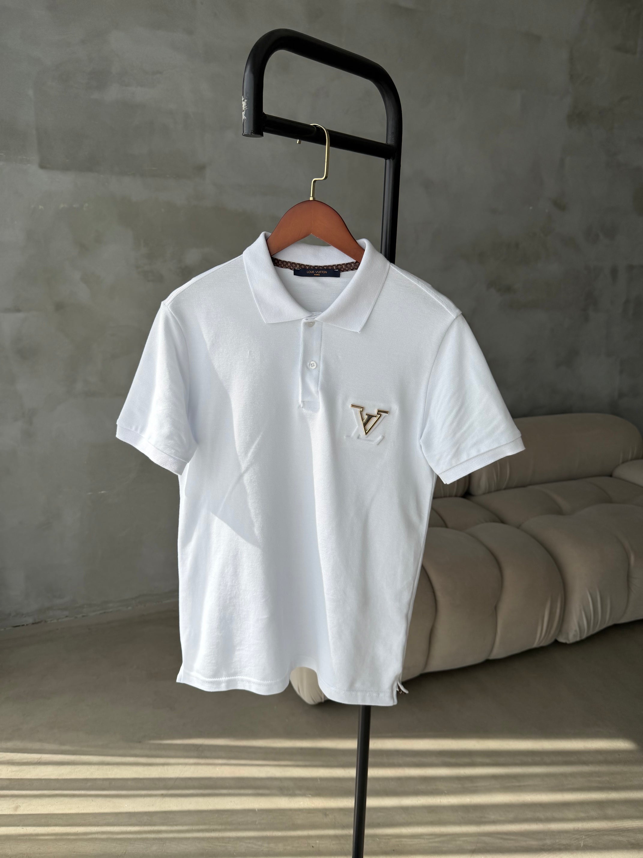 LV Polo Yaka Beyaz Tshirt (premium)