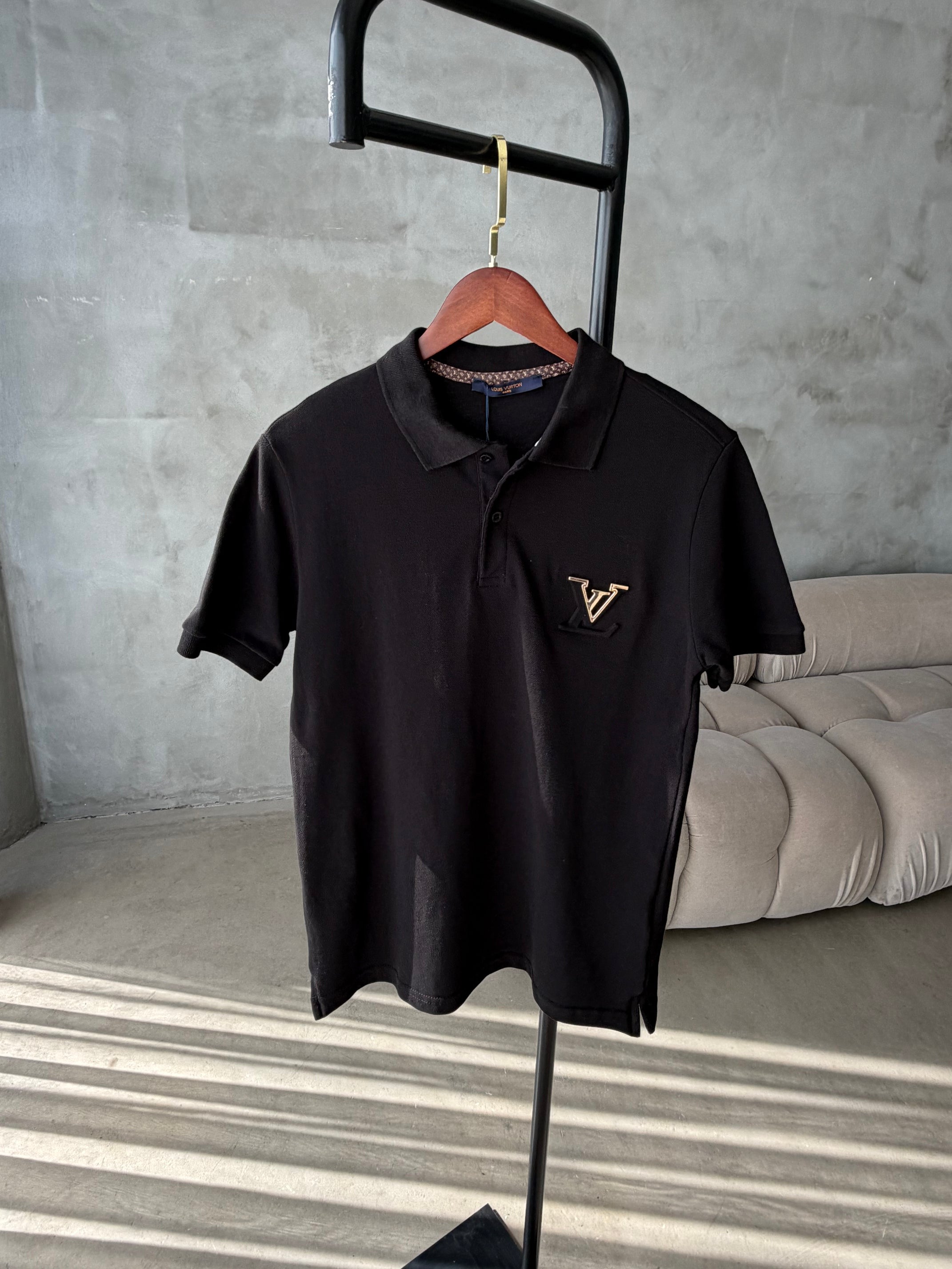 LV Polo Yaka Siyah Tshirt (premium)
