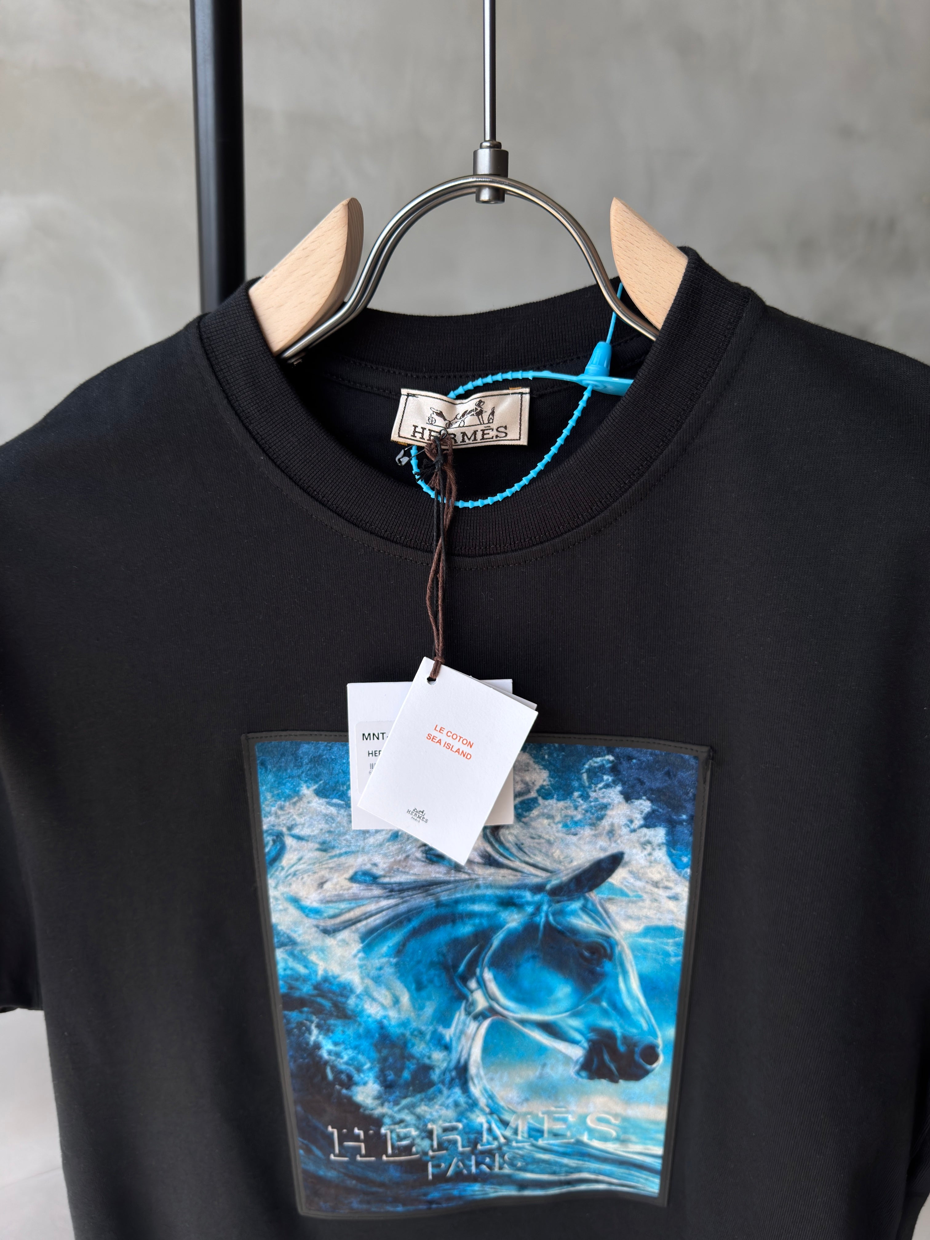 Hermes Mavi Figür Siyah Tshirt (premium)