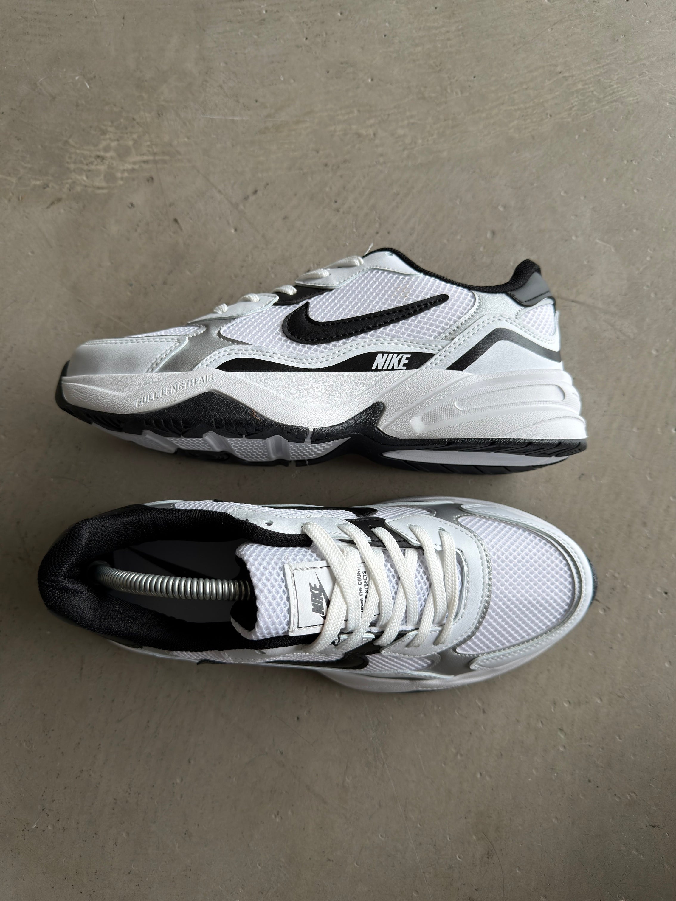 Nike Air Monarch Beyaz siyah