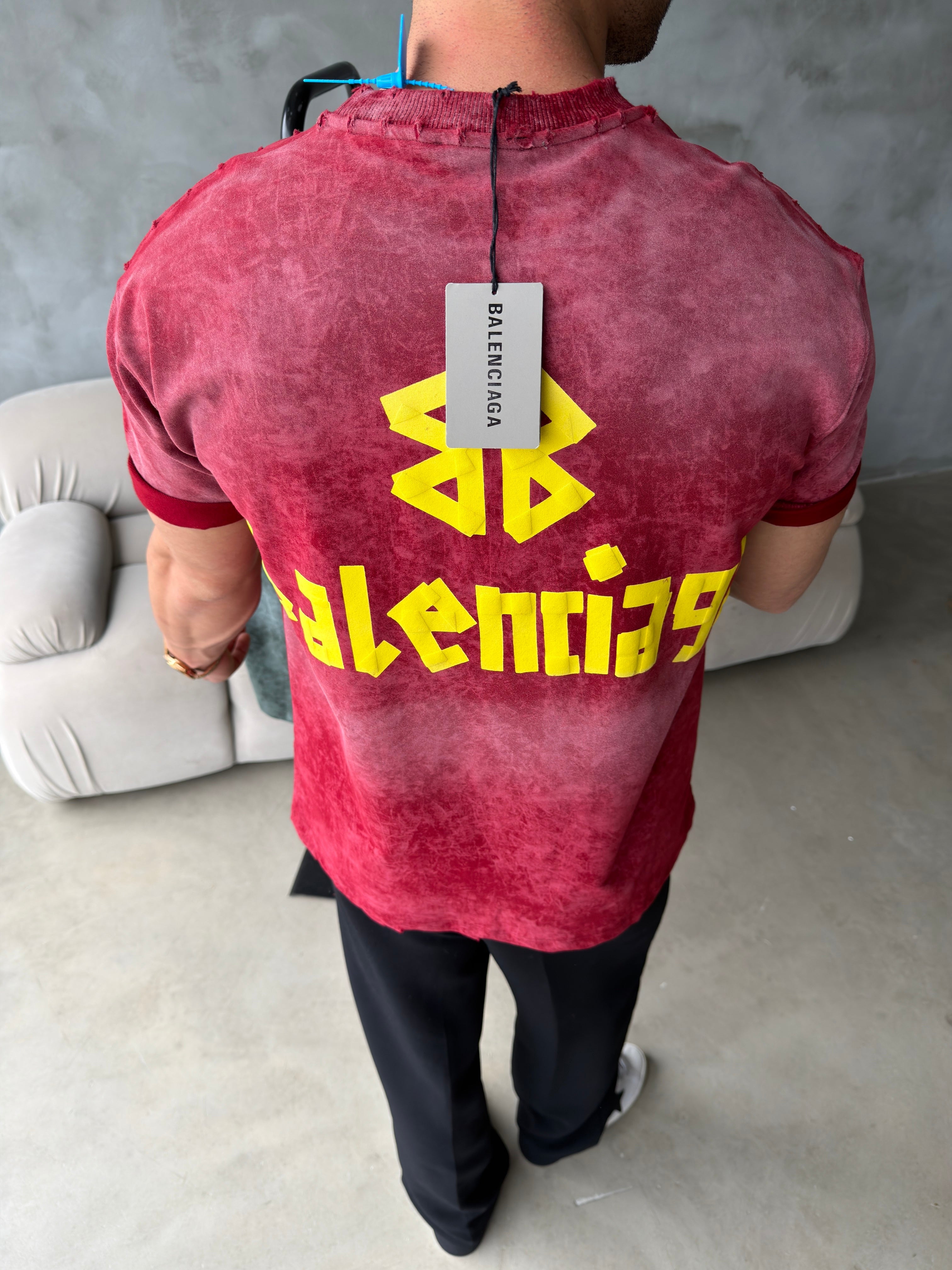 Balenciaga Kırmızı Eskitme Tshirt (premium)