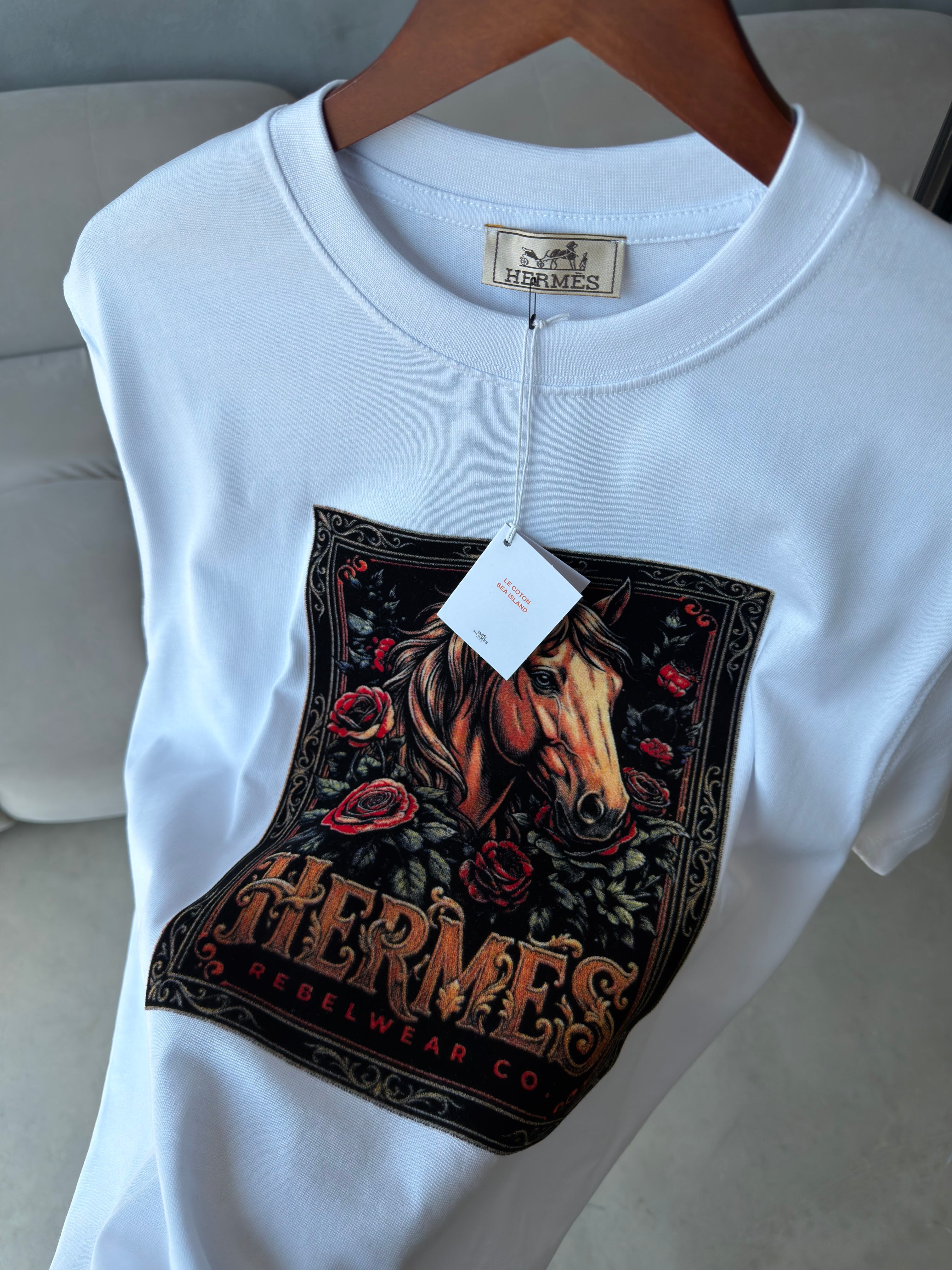 Hermes Beyaz Figür Tshirt (premium)