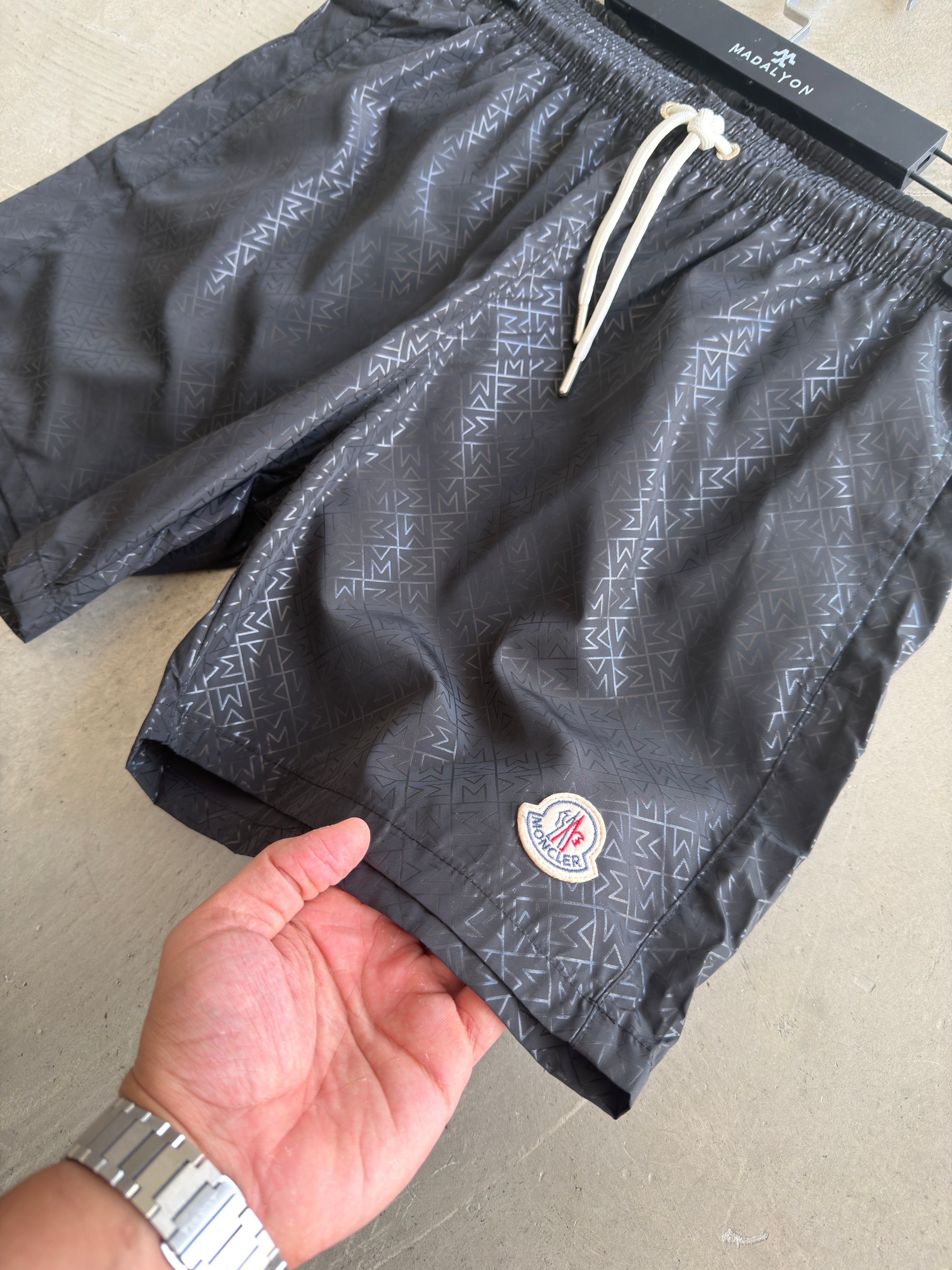 MONCLER SİYAH DENİZ ŞORT [İTHAL]