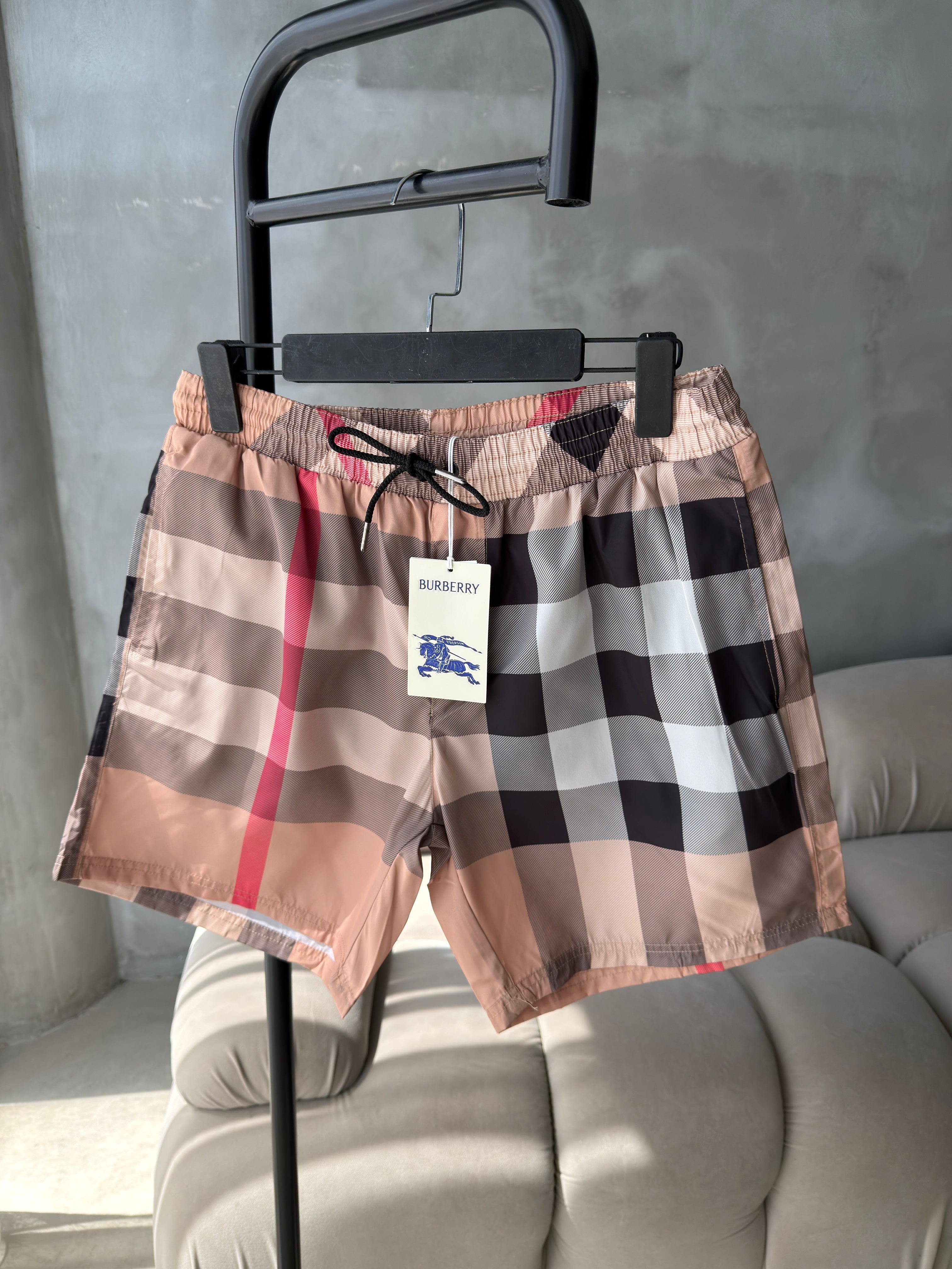 BURBERRY KREM DENİZ ŞORT [İTHAL]