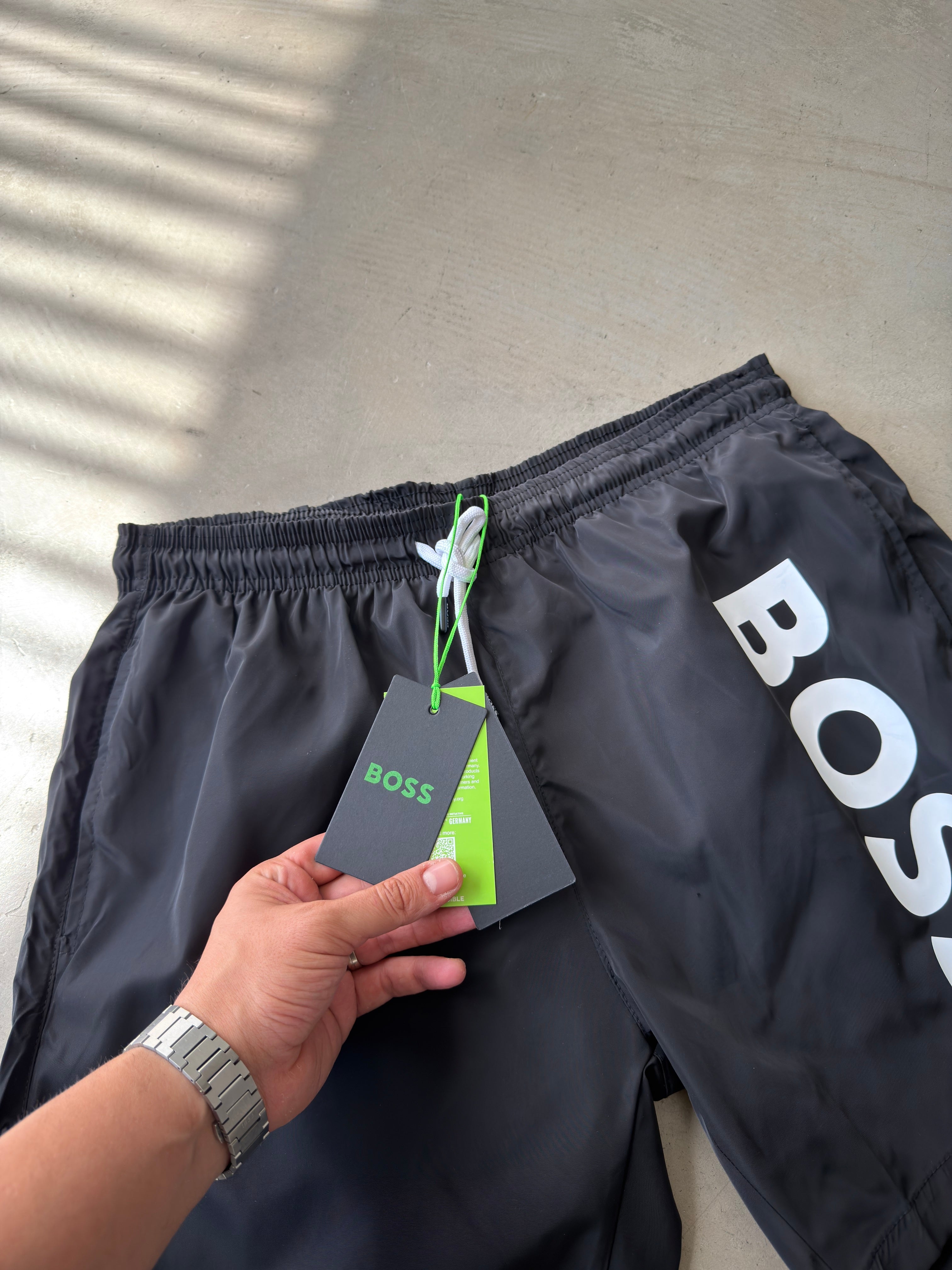 BOSS SİYAH DENİZ ŞORT [İTHAL]