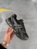 Asic Siyah